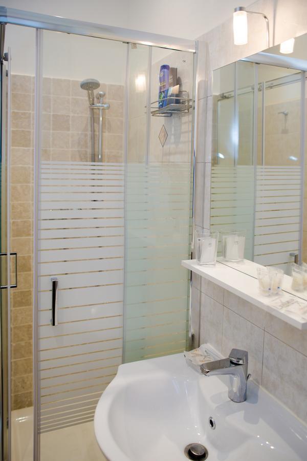 Guesthost - Istria M5 Cozy Apartment Milano Eksteriør billede